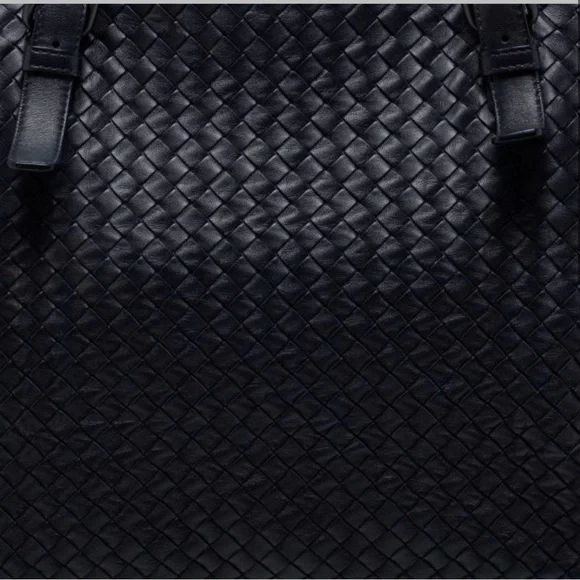 Bottega Veneta Large A-Shape Woven Intrecciato Black Tote Handbag - Picture 13 of 14